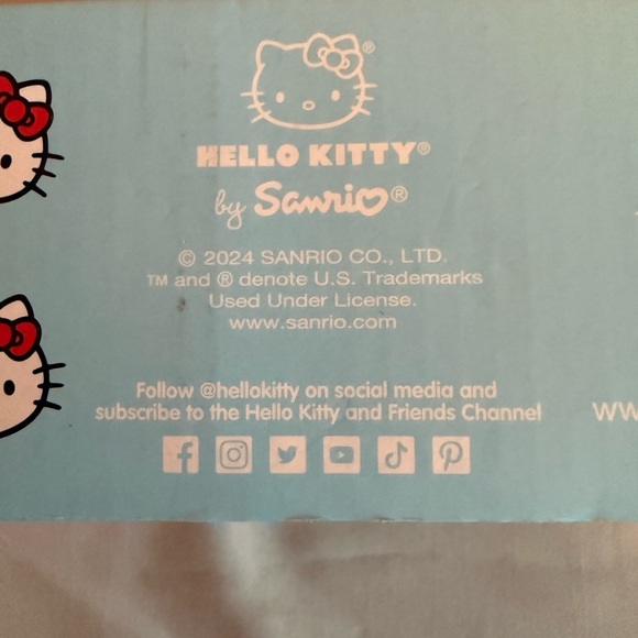 Blue Sky Clayworks Hello Kitty & Unicorn Salt & Pepper Shakers New in Package - Picture 12 of 12